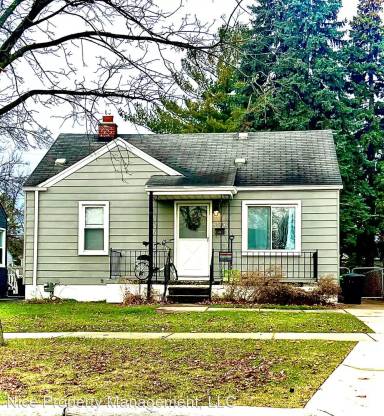 Main picture of 26083 Alger Blvd