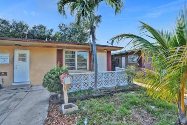 Main picture of 16980 N Miami Ave
