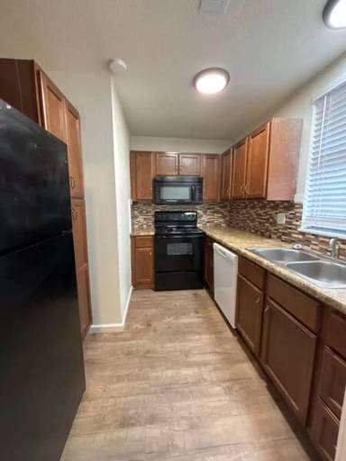 Main picture of 3206 Missouri Pl