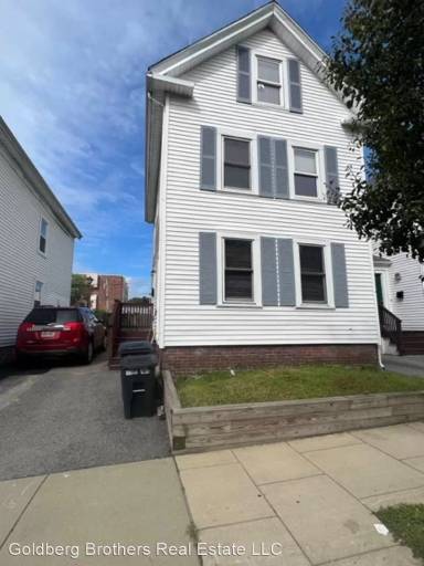 Main picture of 14 Rantoul St