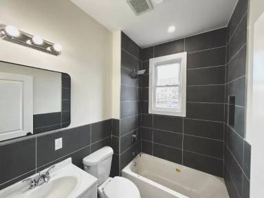 Main picture of 225 Munn Ave