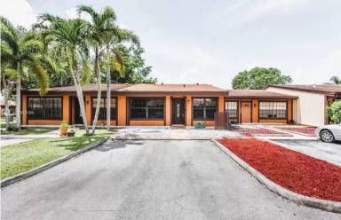 Main picture of 2310 Elm Ct