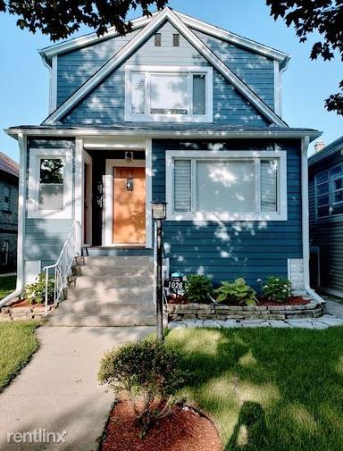 Main picture of 1026 Troost Ave