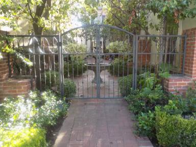 Main picture of 153 S Reeves Dr