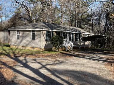 Main picture of 5412 Whitehall Rd