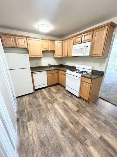 Main picture of 6330 Havenside Dr