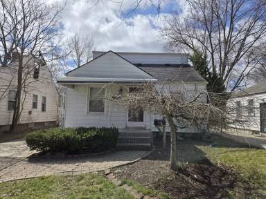 Main picture of 19660 Kenosha St