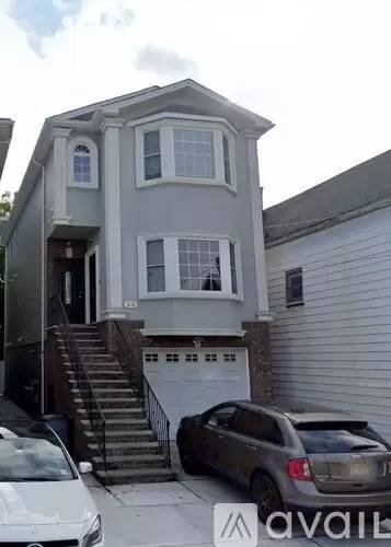 Main picture of 23 Reynolds Ave