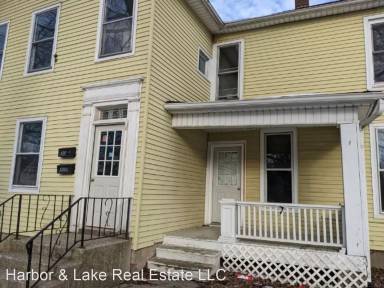 Main picture of 305 F St