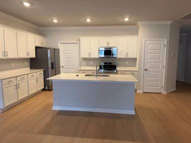 Main picture of 6061 Gardner Maples Dr