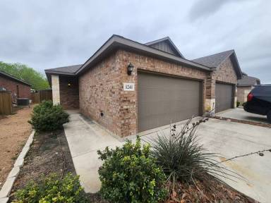 Main picture of 1207 Old FM 306