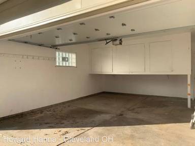 Main picture of 6061 Somerset Dr
