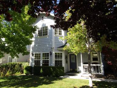 Main picture of 129 Whiteley St