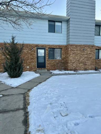 Main picture of 4817 E 14th St
