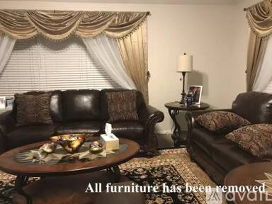 Main picture of 911 Jana Dr