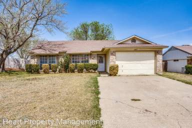 Main picture of 1407 Legget St