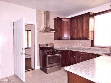 Main picture of 5438 N Glenwood Ave