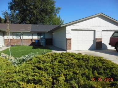 Main picture of 124 Donna Dr