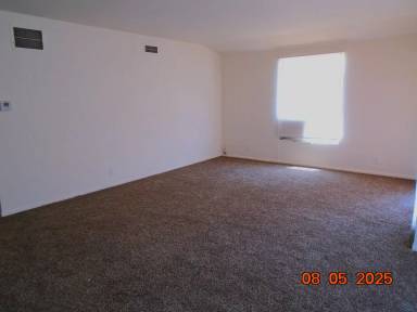 Main picture of 44920 Lorimer Ave