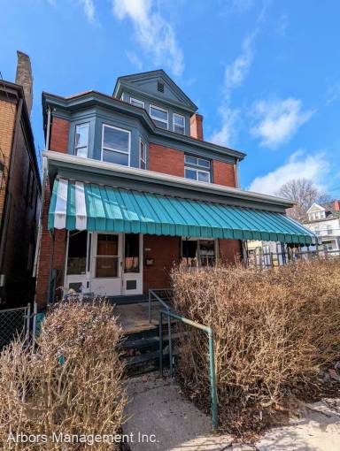 Main picture of 2247 Wilson Ave