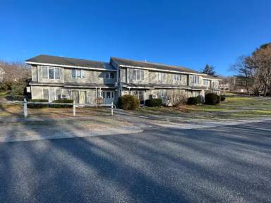 Main picture of 13 Harborview Ct