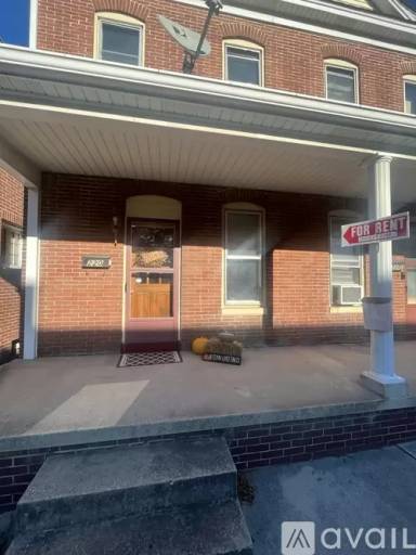 Main picture of 220 Ruth Ave