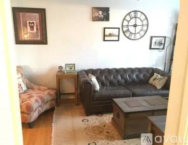 Main picture of 512 W Belden Ave
