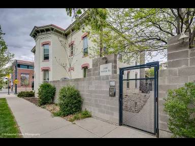 Main picture of 2400 Welton St