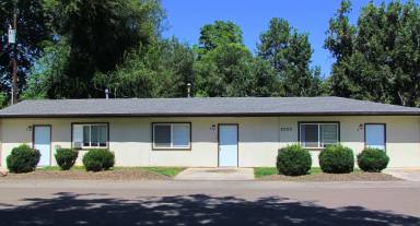 Main picture of 3322 W Taft St
