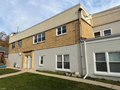 Main picture of 502 Northwest Hwy