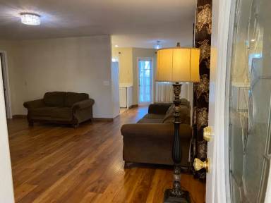 Main picture of 8004 Celestial Ave