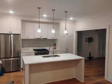 Main picture of 1218 W 50th St