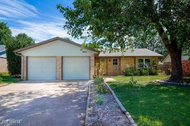 Main picture of 804 Pintail Pl