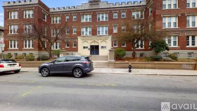 Main picture of 15 Glenville Ave