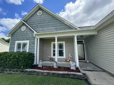 Main picture of 302 Wynbrookee Ln