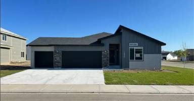 Main picture of 1030 SW Shikra St