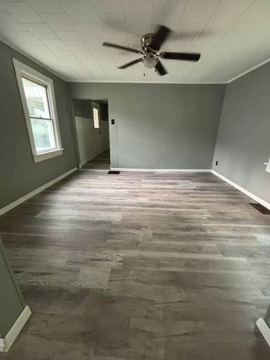 Main picture of 428 E Division St