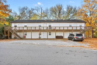Main picture of 304 Chapel St