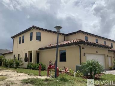 Main picture of 735 Lanai Cir