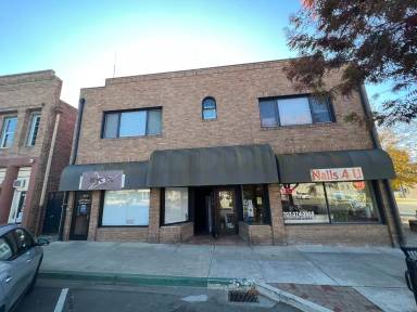 Main picture of 255 Main St