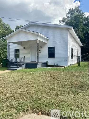 Main picture of 906 San Jacinto St