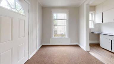 Main picture of 808 7th St NW