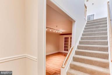 Main picture of 10736 Symphony Way