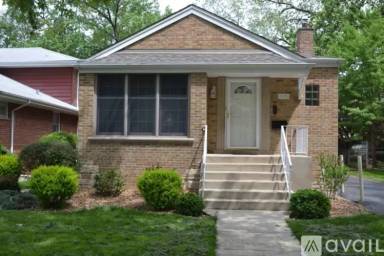 Main picture of 9135 S Sacramento Ave