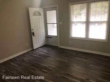Main picture of 505 S Urbana Ave