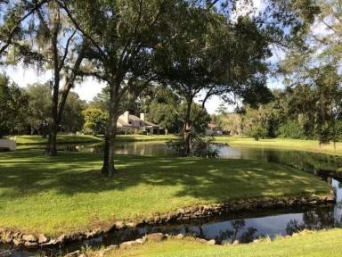 Main picture of 1916 SE Clatter Bridge Rd