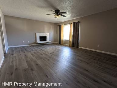 Main picture of 10035 McKinley St