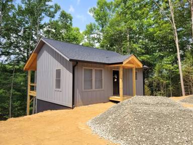 Main picture of 229 Oliver Ln