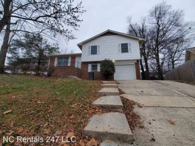 Main picture of 10 Rasheeda Ct