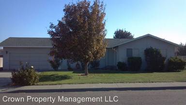 Main picture of 3003 S Waverly St